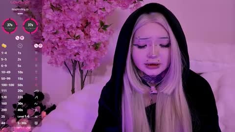 Snapshot of lein_bone chatting on February 9, 2026, 2:37 am Lein online show from February 9, 2026, 2:37 am