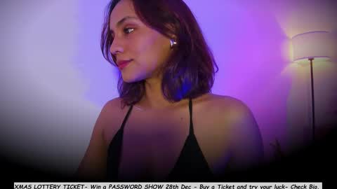 Snapshot of leja_ chatting on December 21, 2025, 3:08 pm Leja online show from December 21, 2025, 3:08 pm