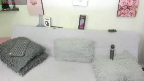 lele_699 online show from June 5, 2026, 3:24 am