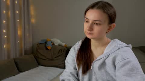 Snapshot of lelia_vibe chatting on February 5, 2026, 5:39 pm Lelia online show from February 5, 2026, 5:39 pm