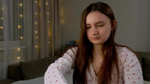 Snapshot of lelia_vibe chatting on February 14, 2026, 9:55 pm Lelia online show from February 14, 2026, 9:55 pm