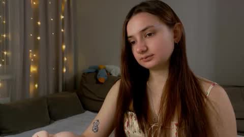 Snapshot of lelia_vibe chatting on February 15, 2026, 6:26 pm Lelia online show from February 15, 2026, 6:26 pm