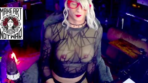 Snapshot of lemon_stealing_whore chatting on May 15, 2026, 11:01 pm Lemon Stealing Whore online show from May 15, 2026, 11:01 pm