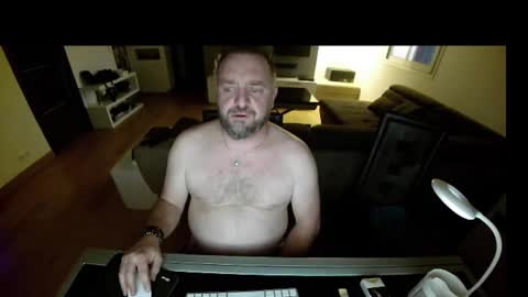 Snapshot of lemouth006 chatting on December 22, 2024, 6:49 am Ange online show from December 22, 2024, 6:49 am