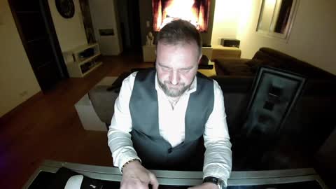 Snapshot of lemouth006 chatting on January 11, 2025, 11:46 pm Ange online show from January 11, 2025, 11:46 pm