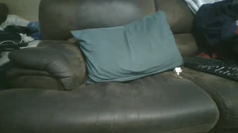 Snapshot of leo0m3d1n4 chatting on March 7, 2025, 8:45 am Leonel Rodrigo rod online show from March 7, 2025, 8:45 am