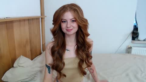 Snapshot of leo_and_lori chatting on December 25, 2024, 7:46 am Leo and Lori online show from December 25, 2024, 7:46 am