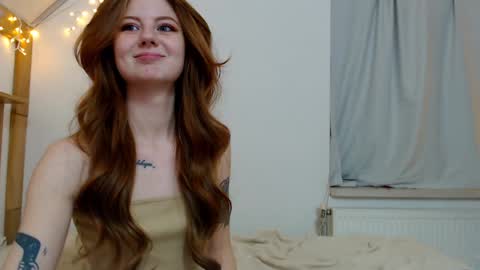 Snapshot of leo_and_lori chatting on January 10, 2025, 4:01 am Leo and Lori online show from January 10, 2025, 4:01 am