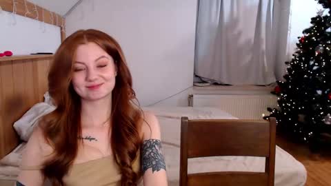 Snapshot of leo_and_lori chatting on February 19, 2025, 2:33 am Leo and Lori online show from February 19, 2025, 2:33 am