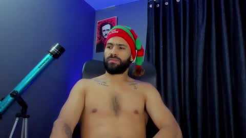 Leo  Diaz online show from December 1, 2024, 7:36 pm