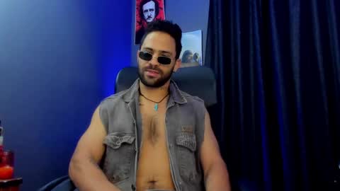 Leo  Diaz online show from January 21, 2025, 8:32 pm