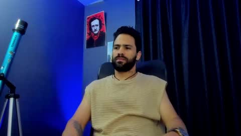 Leo  Diaz online show from February 9, 2025, 1:22 am