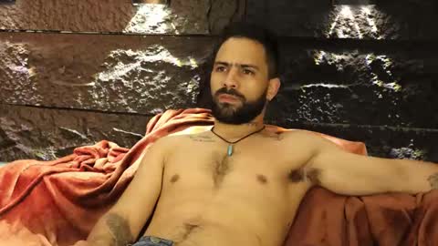 Leo  Diaz online show from October 12, 2025, 1:48 am