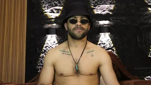 Leo  Diaz online show from May 16, 2026, 12:29 am