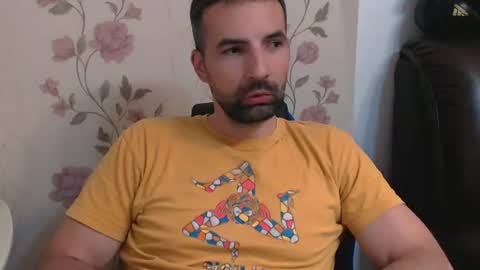 Snapshot of leo_gianni chatting on June 14, 2026, 5:04 pm Leo Gianni online show from June 14, 2026, 5:04 pm