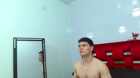 Snapshot of leo_morris chatting on December 27, 2024, 4:10 pm leo_morris online show from December 27, 2024, 4:10 pm