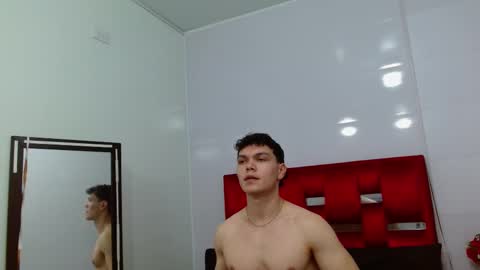 Snapshot of leo_morris chatting on January 14, 2025, 3:47 pm leo_morris online show from January 14, 2025, 3:47 pm