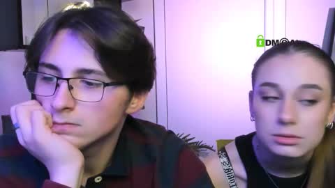 leo_valor online show from December 22, 2025, 1:46 am