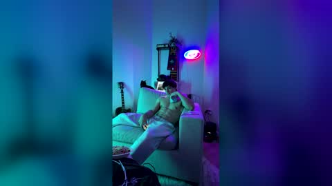 Snapshot of leogoldt chatting on April 25, 2026, 4:37 am leogoldt online show from April 25, 2026, 4:37 am