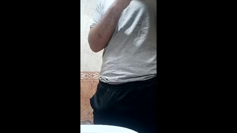 Snapshot of leohot2ss chatting on May 13, 2026, 12:13 pm leohot2ss online show from May 13, 2026, 12:13 pm