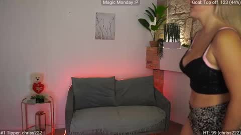 leokitty  online show from January 12, 2026, 2:00 pm