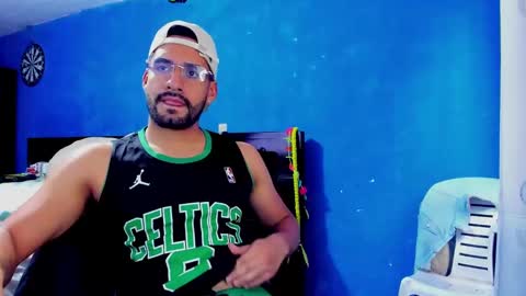 Leon Hart online show from December 28, 2024, 6:40 pm