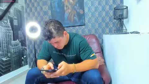 Leon Smoron online show from December 21, 2025, 10:50 pm