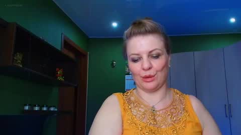 Leona tracie online show from May 31, 2026, 12:45 pm