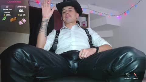 Snapshot of leonal_oconer chatting on February 20, 2025, 6:35 pm iam leonal online show from February 20, 2025, 6:35 pm