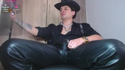 Snapshot of leonal_oconer chatting on October 10, 2025, 6:18 pm iam leonal online show from October 10, 2025, 6:18 pm