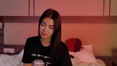 Mila online show from July 2, 2026, 6:52 am