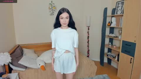 Alice online show from April 22, 2026, 7:15 pm