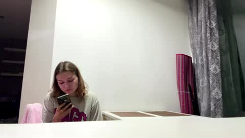 Reily online show from June 7, 2026, 7:28 pm