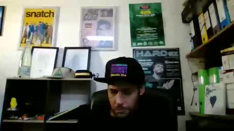 Snapshot of leonidascum chatting on June 6, 2026, 10:31 am leonidascum online show from June 6, 2026, 10:31 am