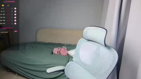 leonkissboy online show from March 5, 2026, 4:14 pm