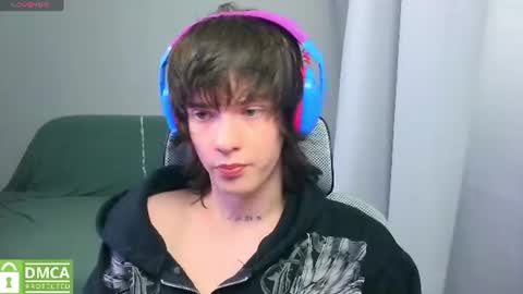 leonkissboy online show from July 20, 2026, 4:53 pm