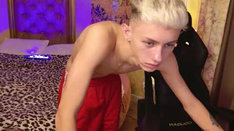 Snapshot of leonlure chatting on October 10, 2025, 6:23 am leonlure online show from October 10, 2025, 6:23 am