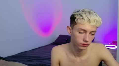 leonlure online show from December 5, 2025, 8:23 am