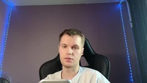 Leon online show from March 6, 2025, 9:58 am