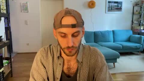 Snapshot of leonvampire chatting on April 30, 2026, 7:14 am Leon online show from April 30, 2026, 7:14 am