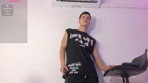 leotease online show from June 23, 2026, 7:12 pm