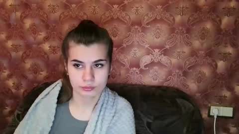 leraberry online show from May 28, 2026, 5:27 am