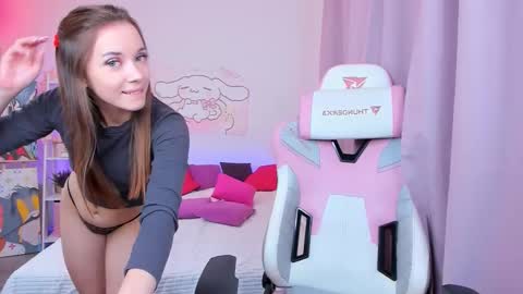 Valerie online show from October 13, 2025, 3:06 am