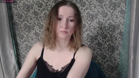 Snapshot of lesanamagic chatting on December 4, 2024, 8:40 pm LesanaMagic online show from December 4, 2024, 8:40 pm