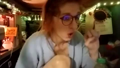 LesleyGumGrass- The Boring Trans girl online show from December 5, 2025, 12:14 pm