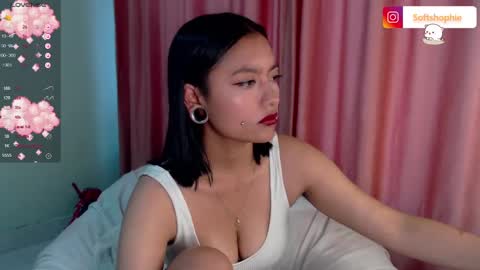 Leslie online show from January 30, 2025, 11:02 pm