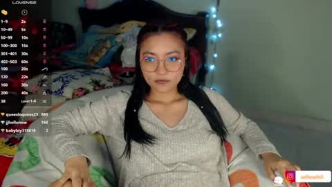 Snapshot of leslie__anderson chatting on August 10, 2026, 3:32 am Leslie online show from August 10, 2026, 3:32 am