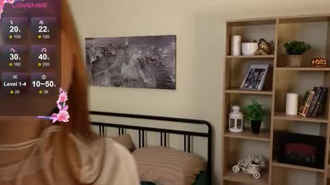 Snapshot of leslie__williams chatting on November 2, 2025, 6:10 pm Tracy online show from November 2, 2025, 6:10 pm