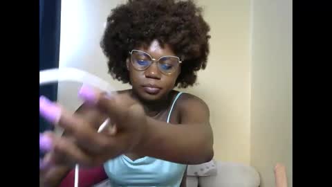 Snapshot of leslie_bebby2 chatting on March 6, 2025, 6:08 am leslie online show from March 6, 2025, 6:08 am