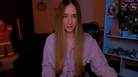 leslie_bird online show from December 18, 2025, 10:10 am